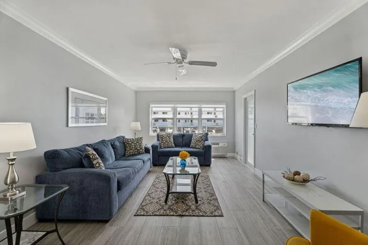 Short term vacation rentals permitted - fully furnished ready to g