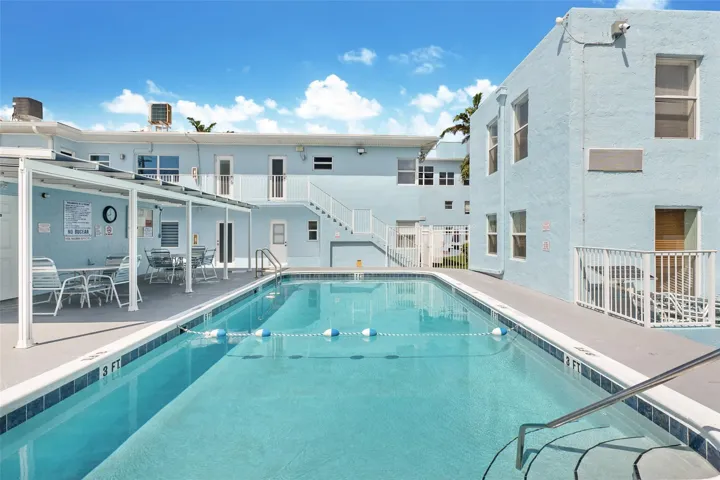 Complex has heated pool and barbecue picnic area