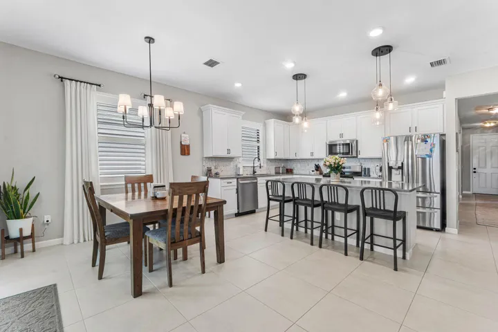 Dining Kitchen