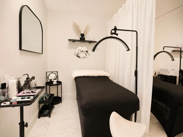 Facial_Bed