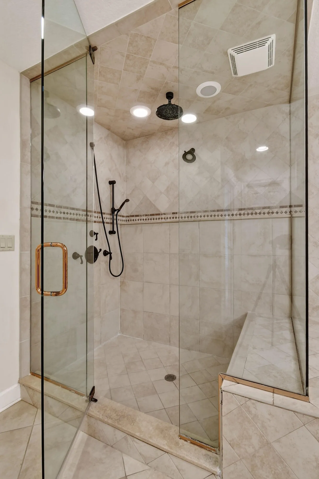 11453ShadyOaksLane(39)