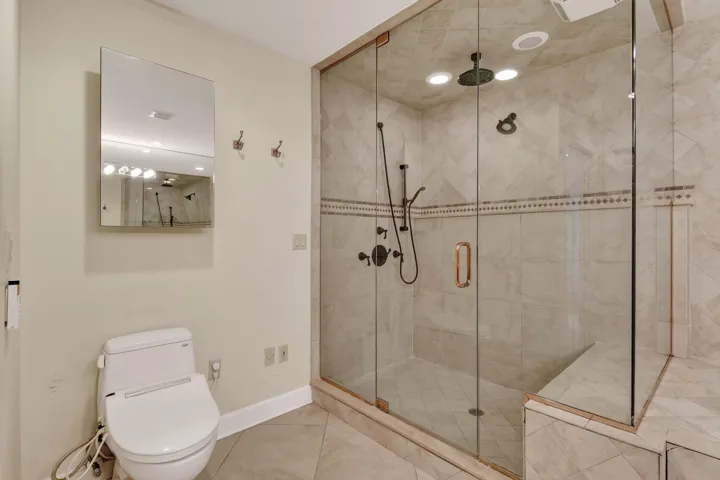 11453ShadyOaksLane(38)