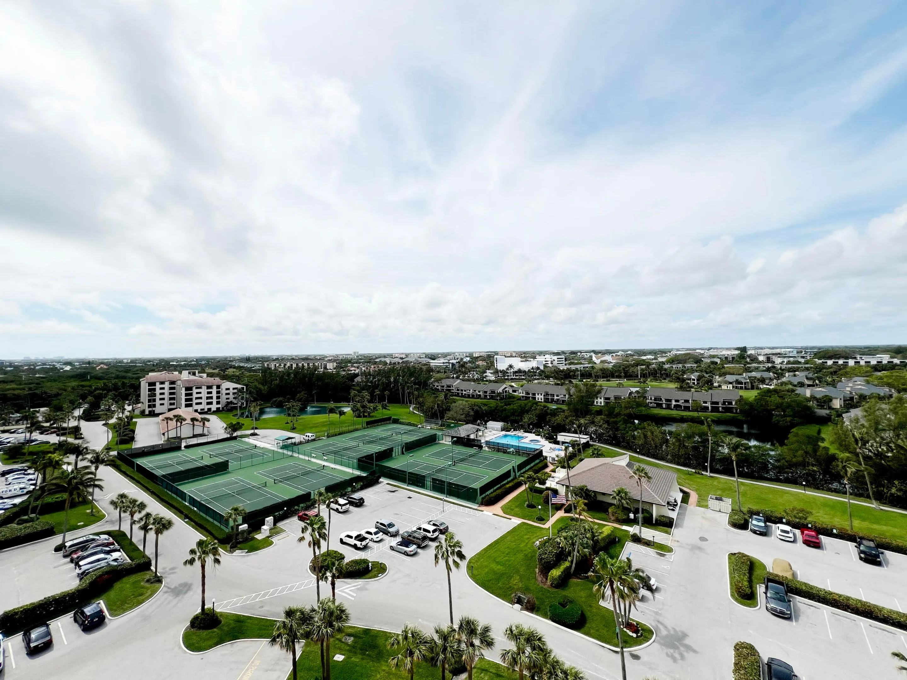 200 Ocean 78