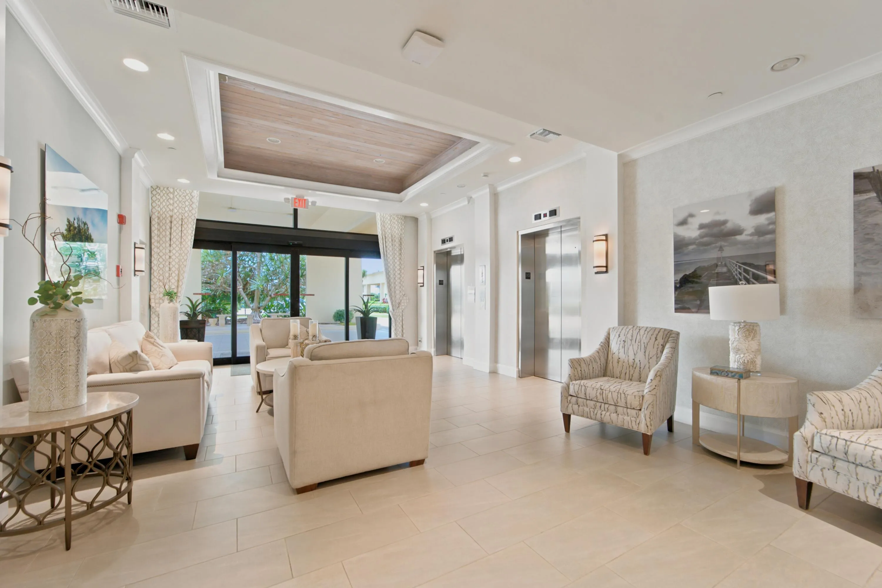 LOBBY 2