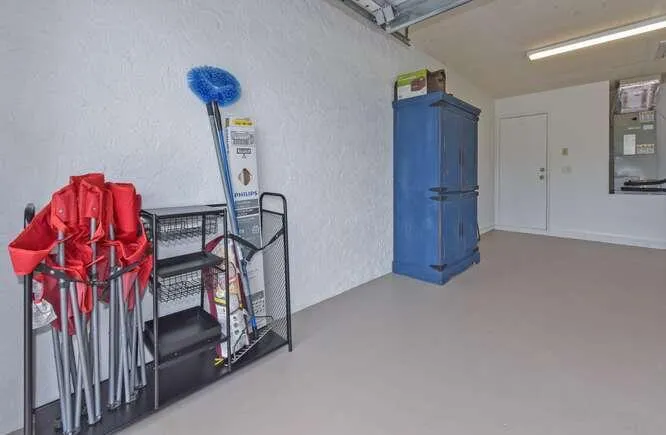 Property photo 40