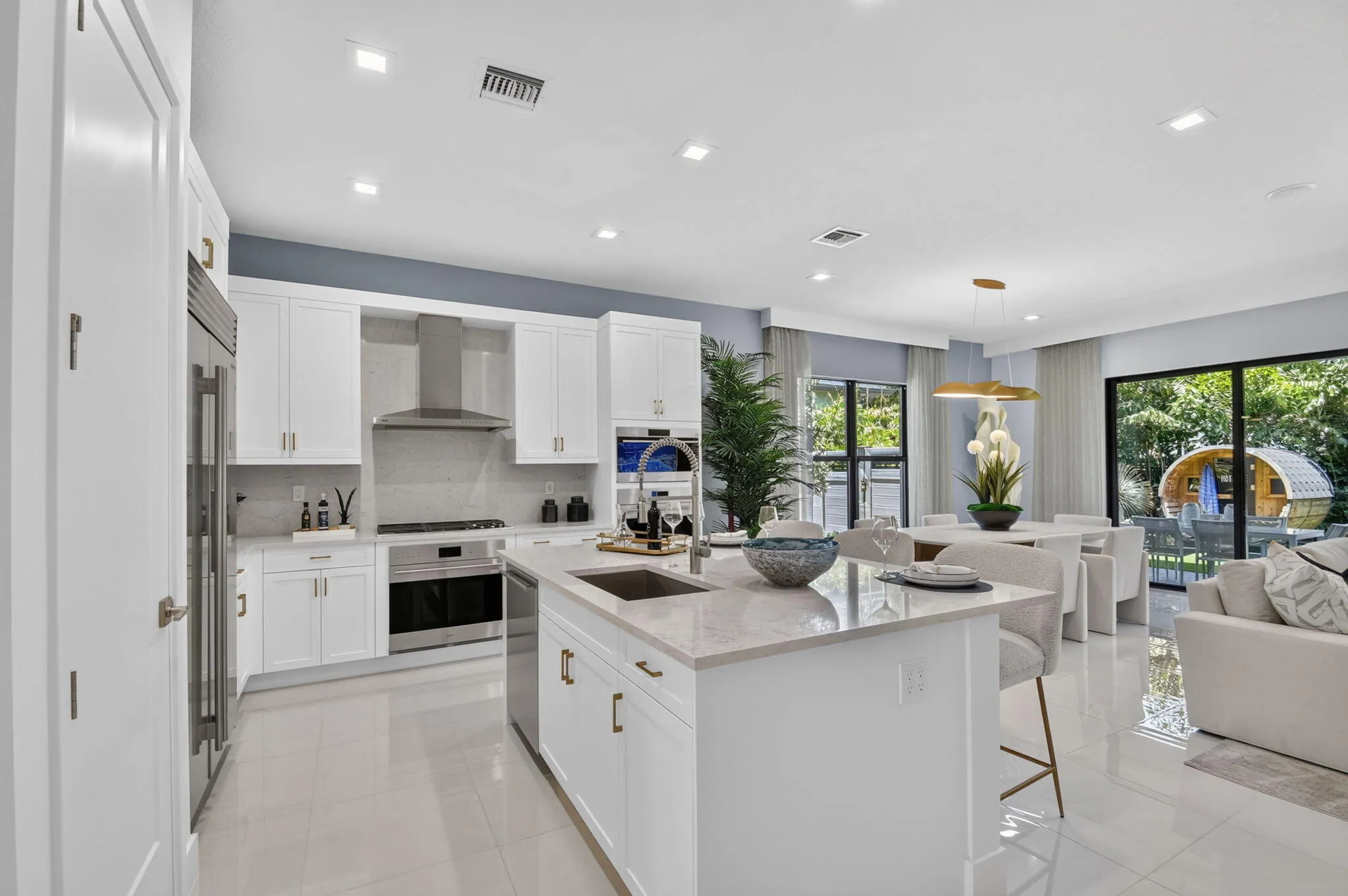 Photos shown are of the builder's model home and are for illustrative purposes only. Actual home, finishes, features, colors, and selections may vary.
