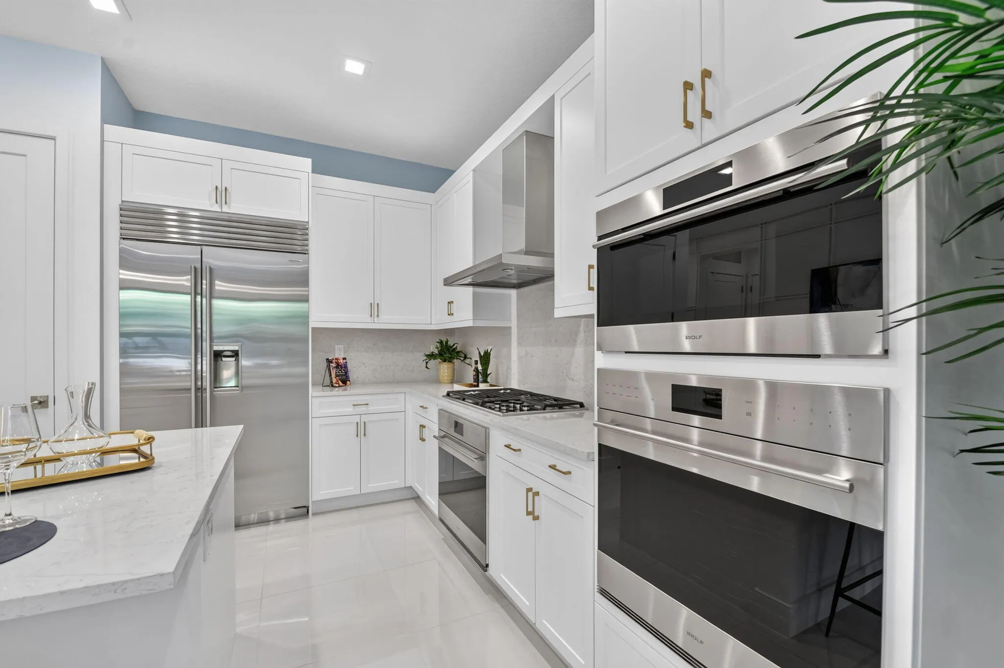 Photos shown are of the builder's model home and are for illustrative purposes only. Actual home, finishes, features, colors, and selections may vary.