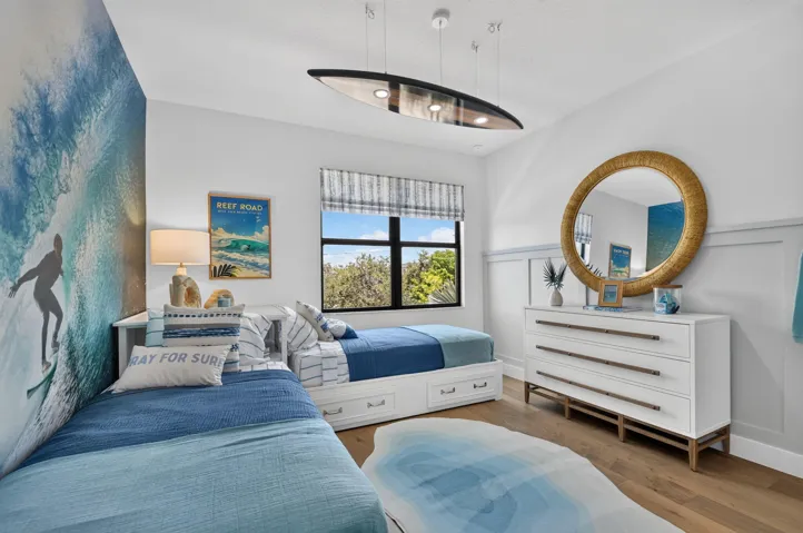 Photos shown are of the builder's model home and are for illustrative purposes only. Actual home, finishes, features, colors, and selections may vary.