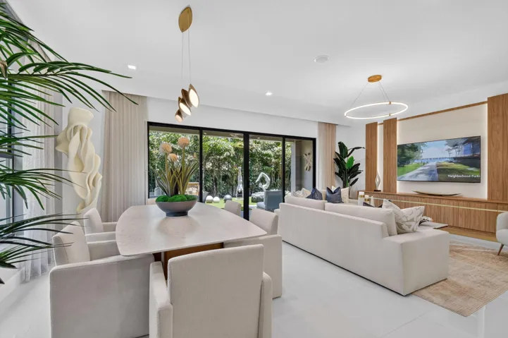 Photos shown are of the builder's model home and are for illustrative purposes only. Actual home, finishes, features, colors, and selections may vary.