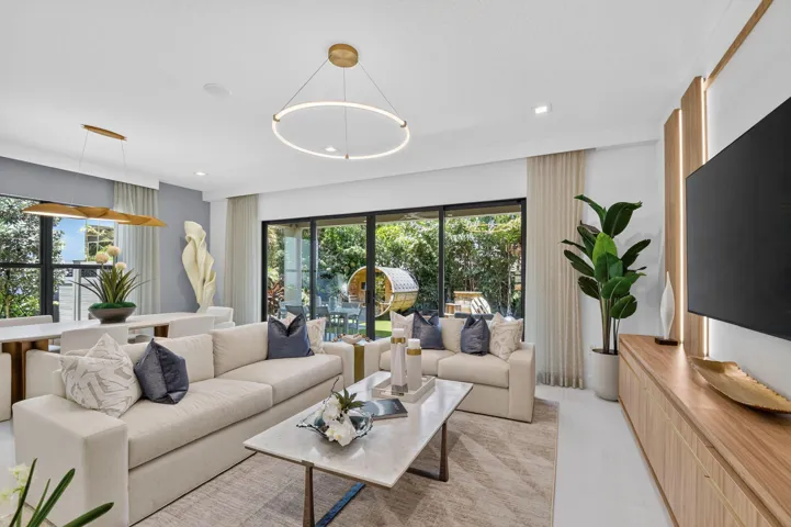 Photos shown are of the builder's model home and are for illustrative purposes only. Actual home, finishes, features, colors, and selections may vary.