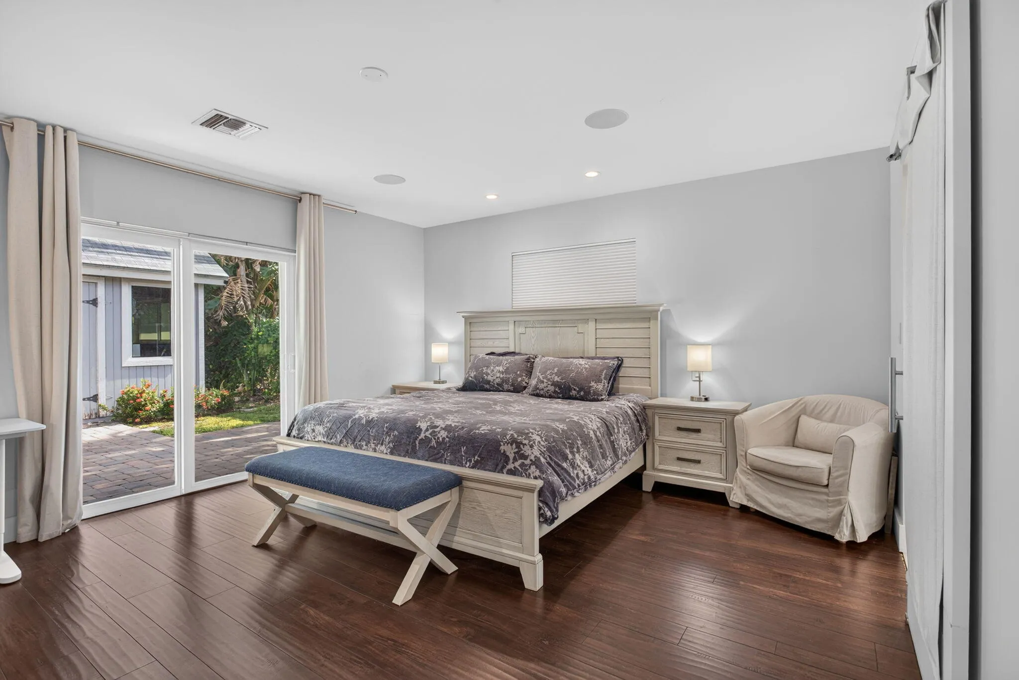 47-web-or-mls-1270-1156