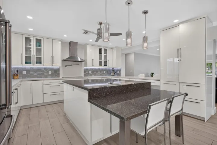 33-web-or-mls-1270-1077