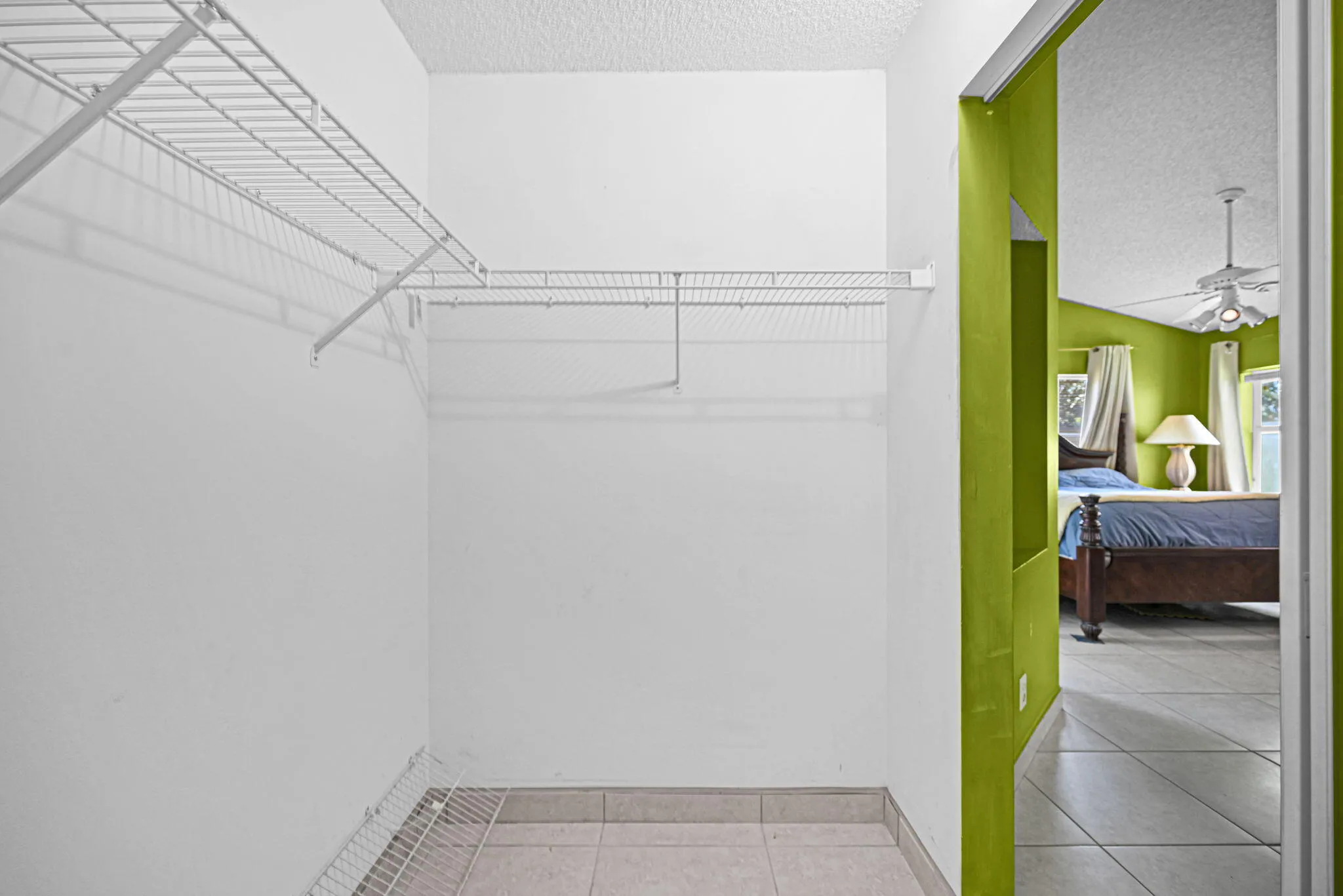 walk-in closet