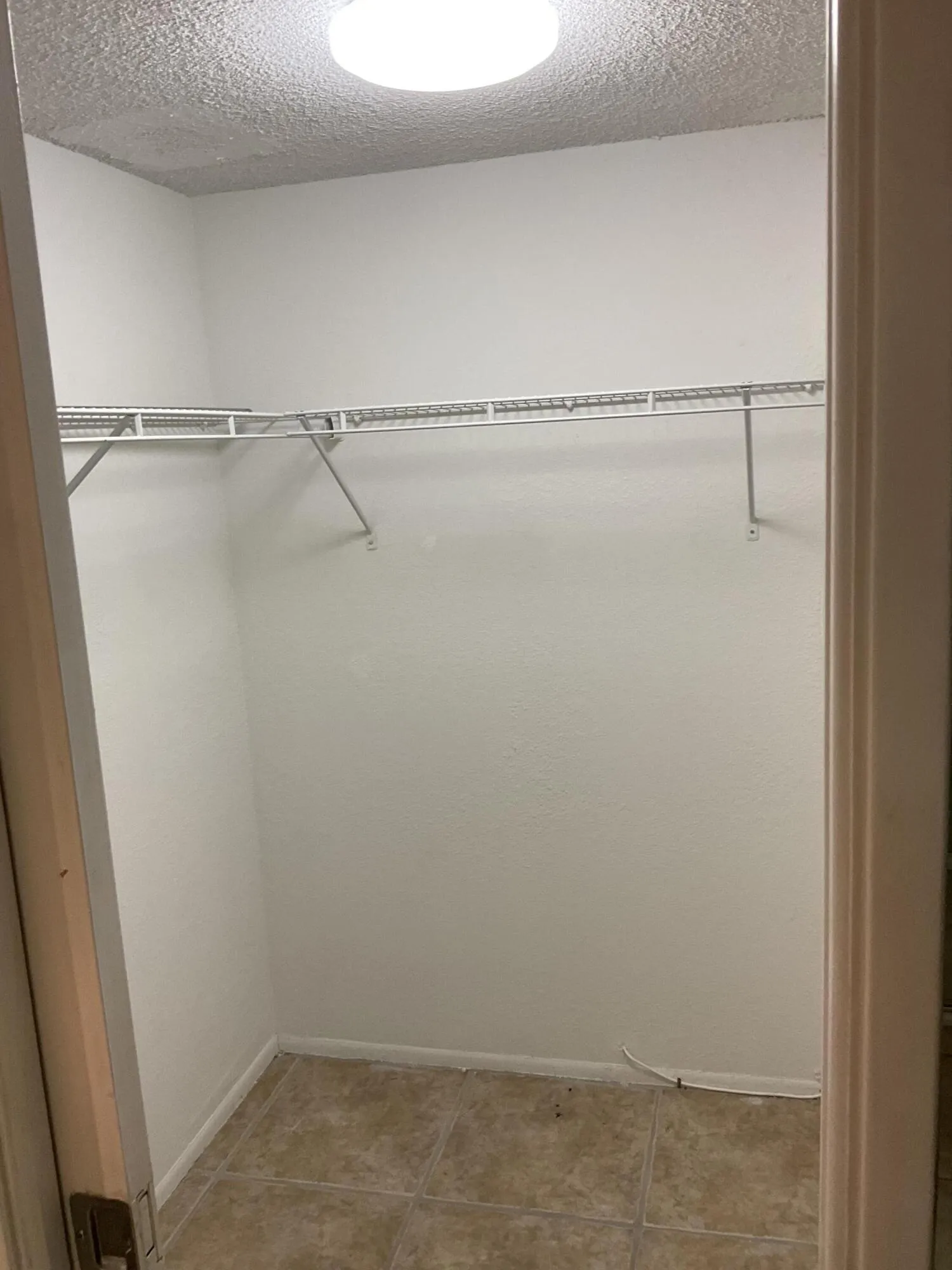 MASTER WALK IN CLOSET