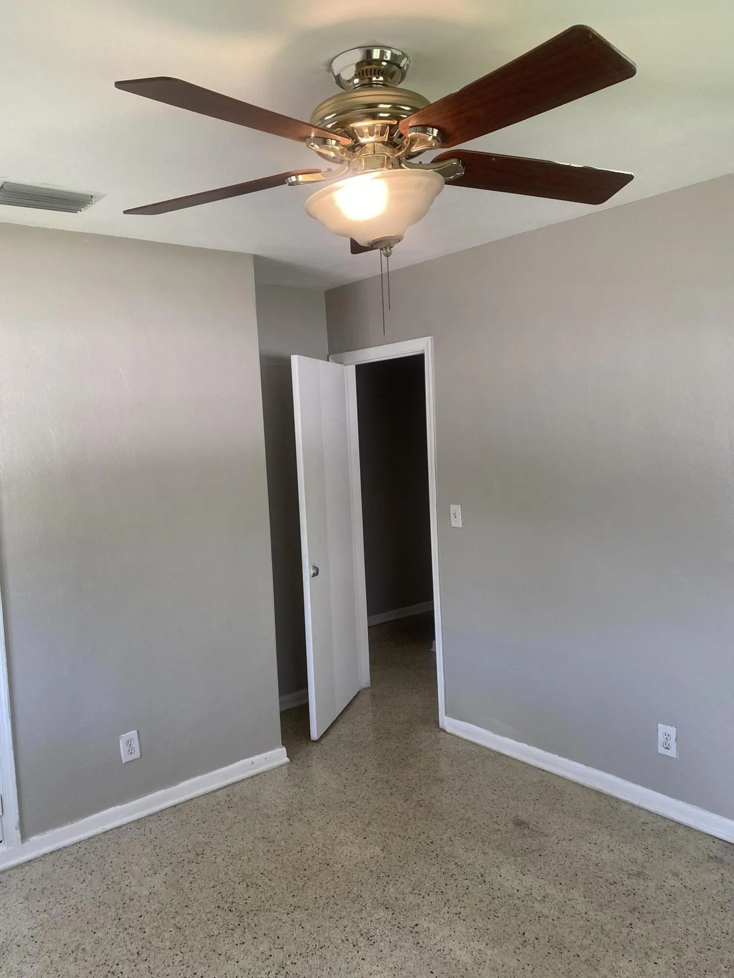 bedroom 2-3