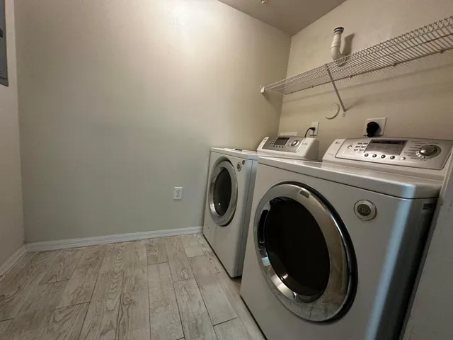 Large interior laundry room