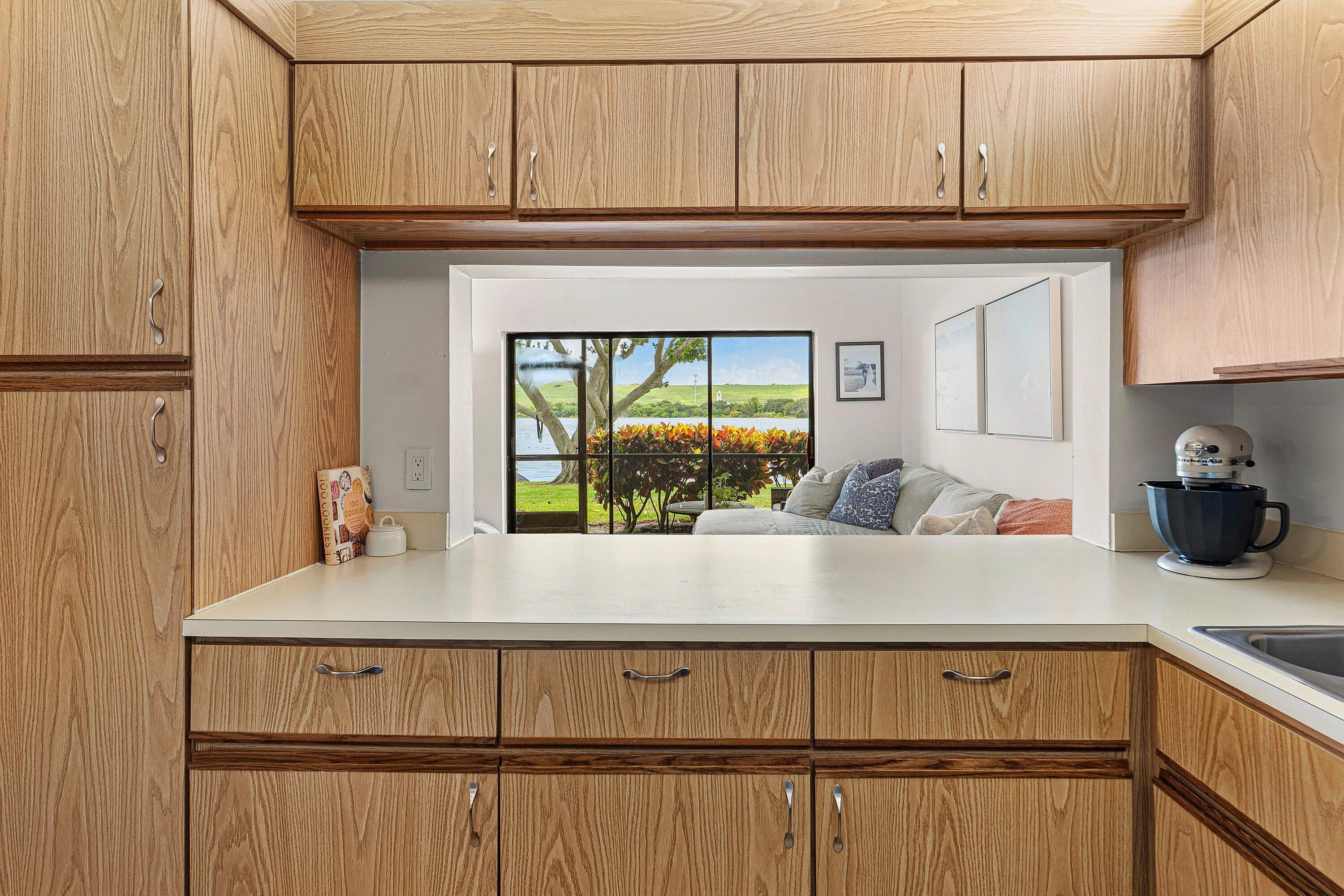 015-603RepublicCourt-DeerfieldBeach-FL-3