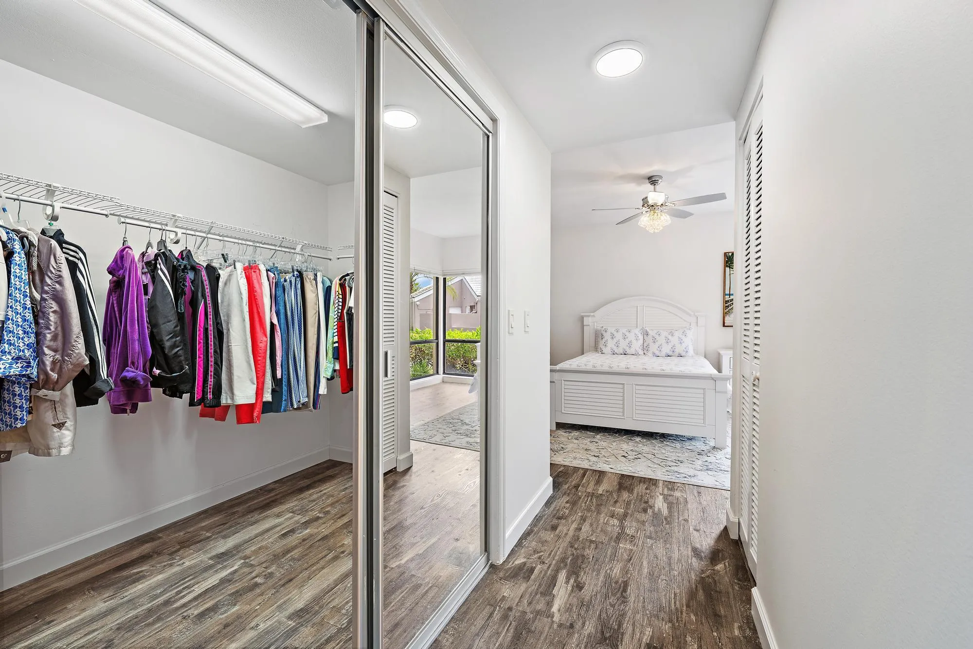 111 Waterview Dr-5