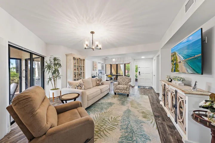111 Waterview Dr-13