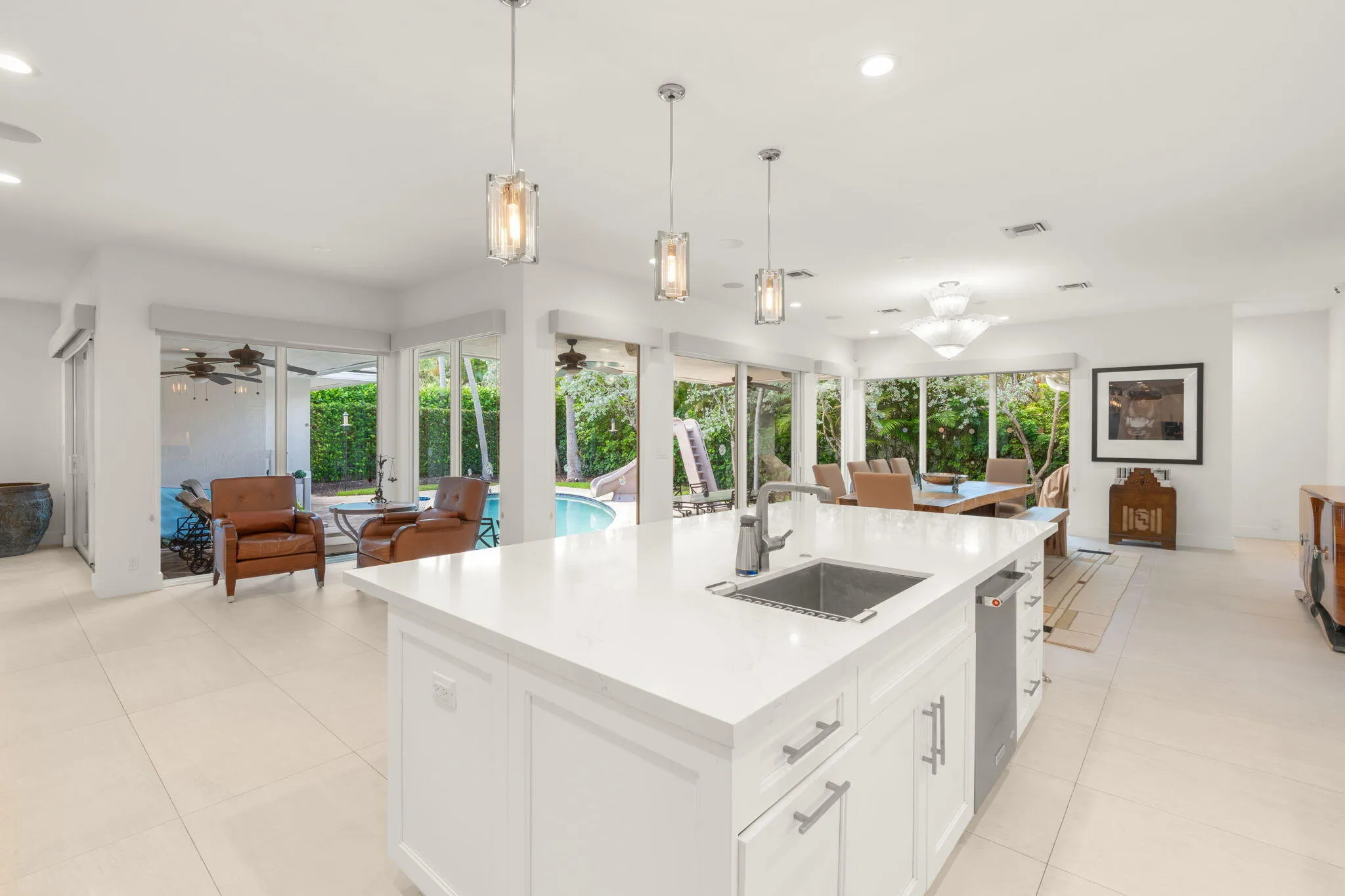 42-web-or-mls-2517 NE 13th St, Fort Laud