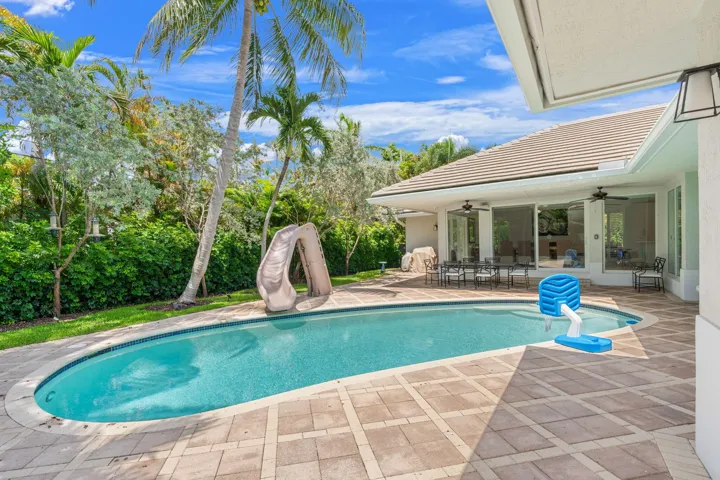 10-web-or-mls-2517 NE 13th St, Fort Laud