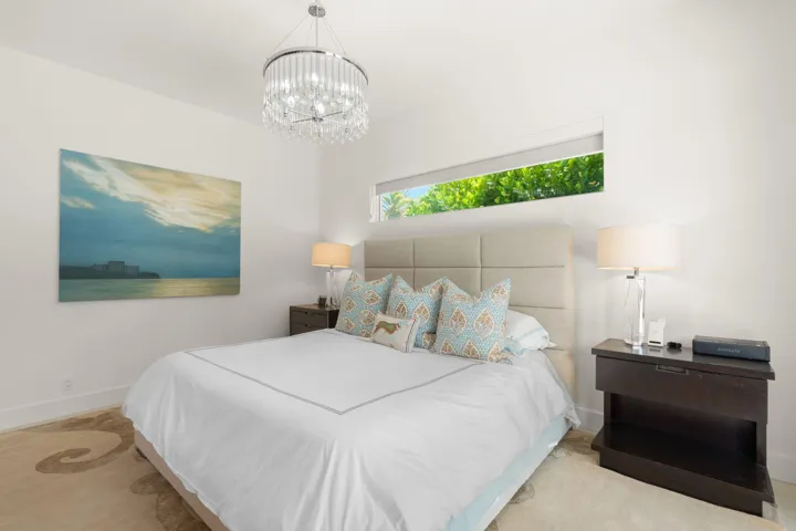 33-web-or-mls-2517 NE 13th St, Fort Laud