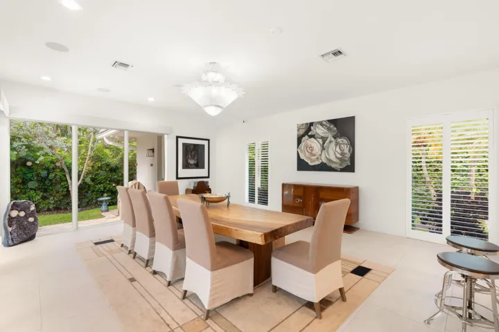 49-web-or-mls-2517 NE 13th St, Fort Laud