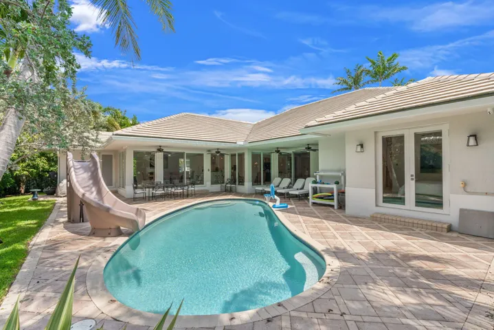 11-web-or-mls-2517 NE 13th St, Fort Laud
