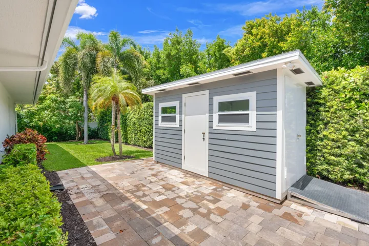 7-web-or-mls-2517 NE 13th St, Fort Laude