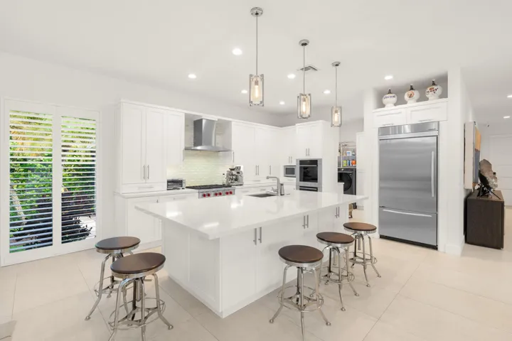 45-web-or-mls-2517 NE 13th St, Fort Laud