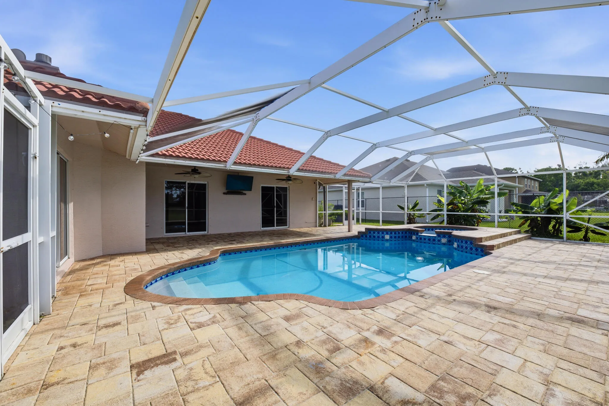 Property photo 28