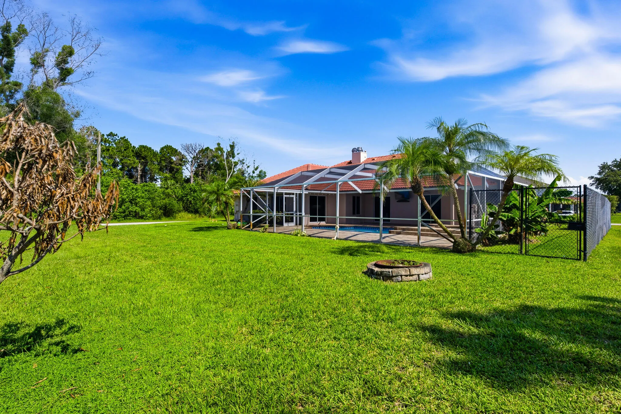 Property photo 35
