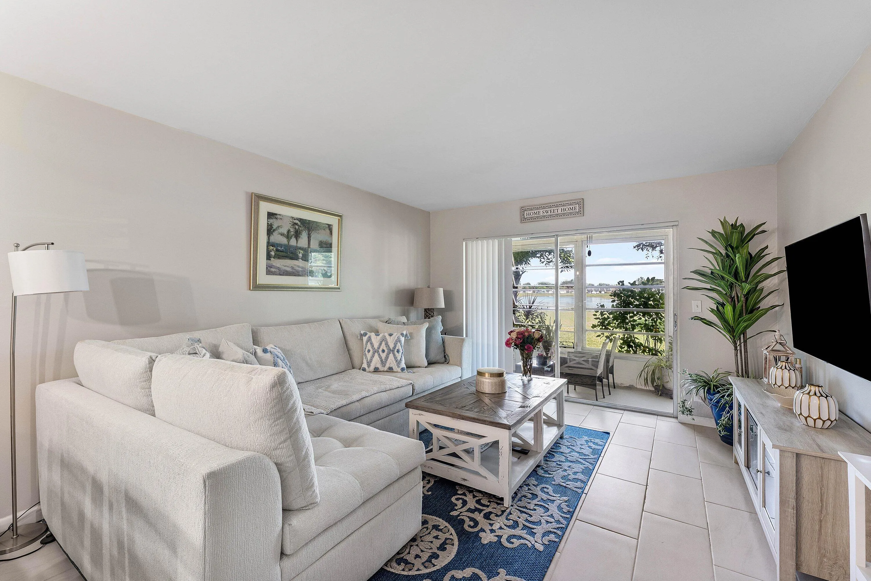 Spacious and bright living room. The sofa has a pull out bed.