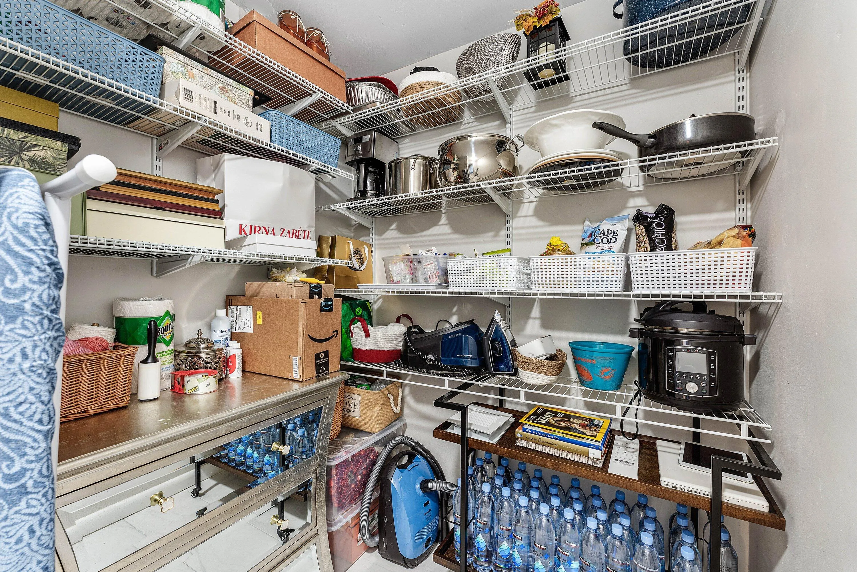 An amazing pantry with lots of storage
