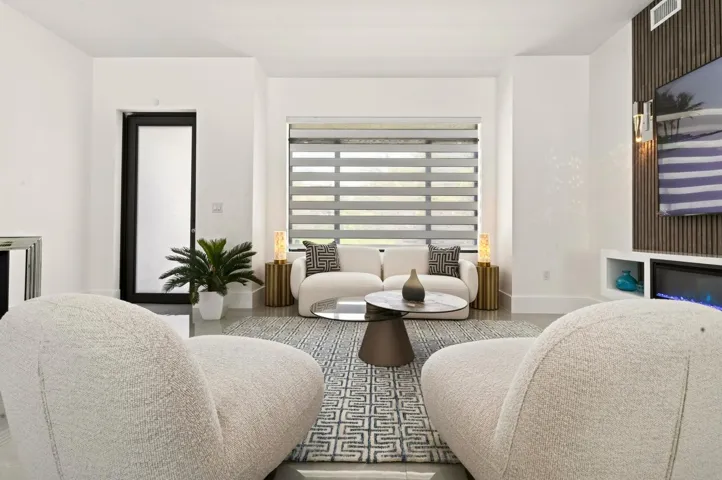 026-059-Living Room-1500x997