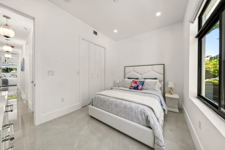 050-079-Bedroom-1500x999