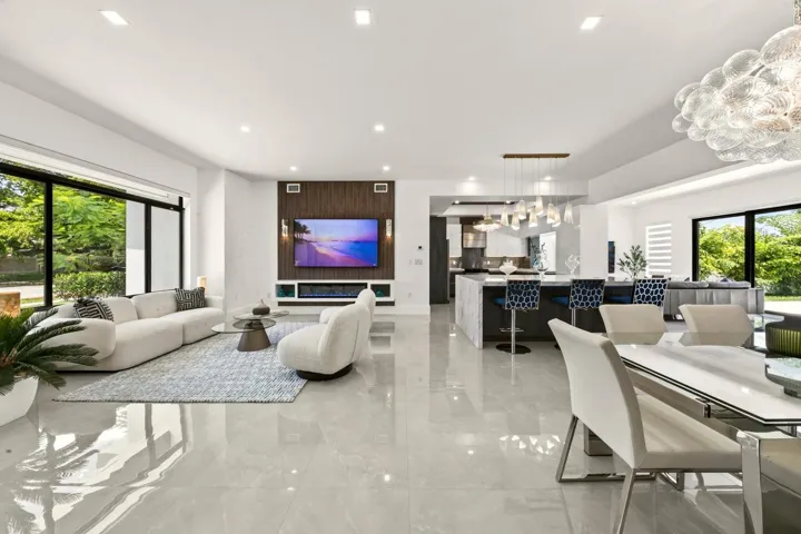 023-051-LivingDining Room-1500x1000