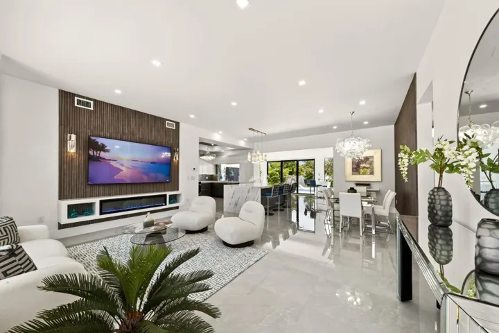 027-077-LivingDining Room-1500x1000