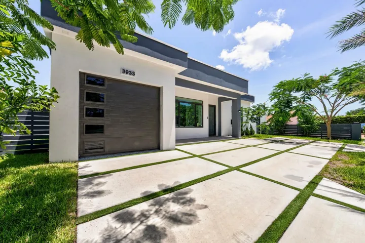 004-037-Exterior-1500x1000