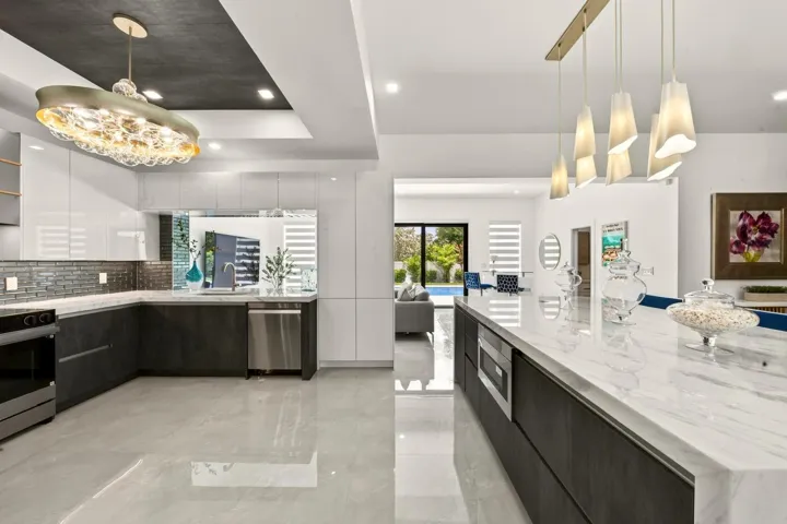 036-054-Kitchen-1500x1000