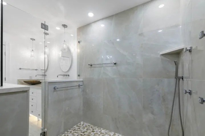 Neargarder Property-126