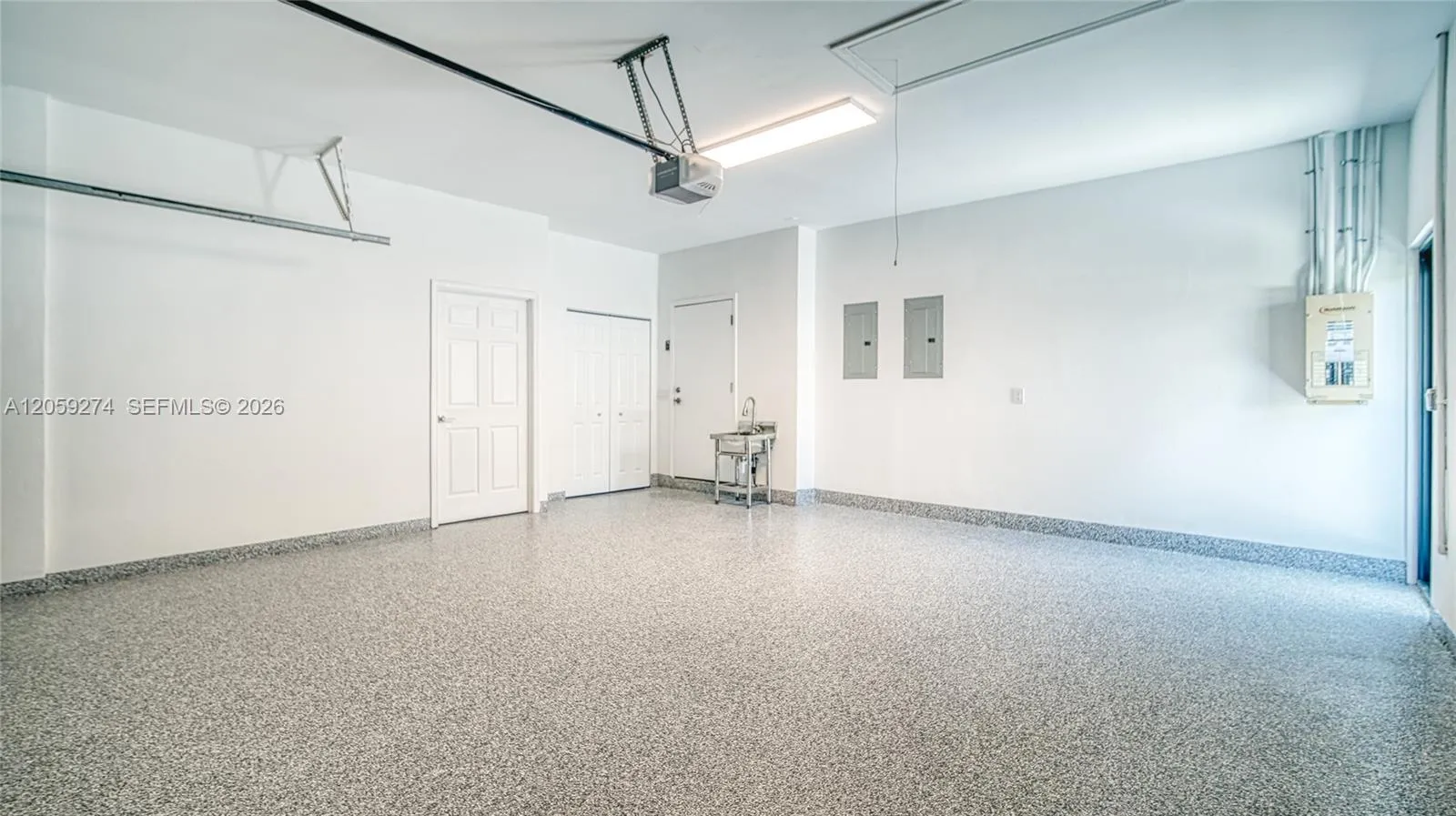 Property photo 118