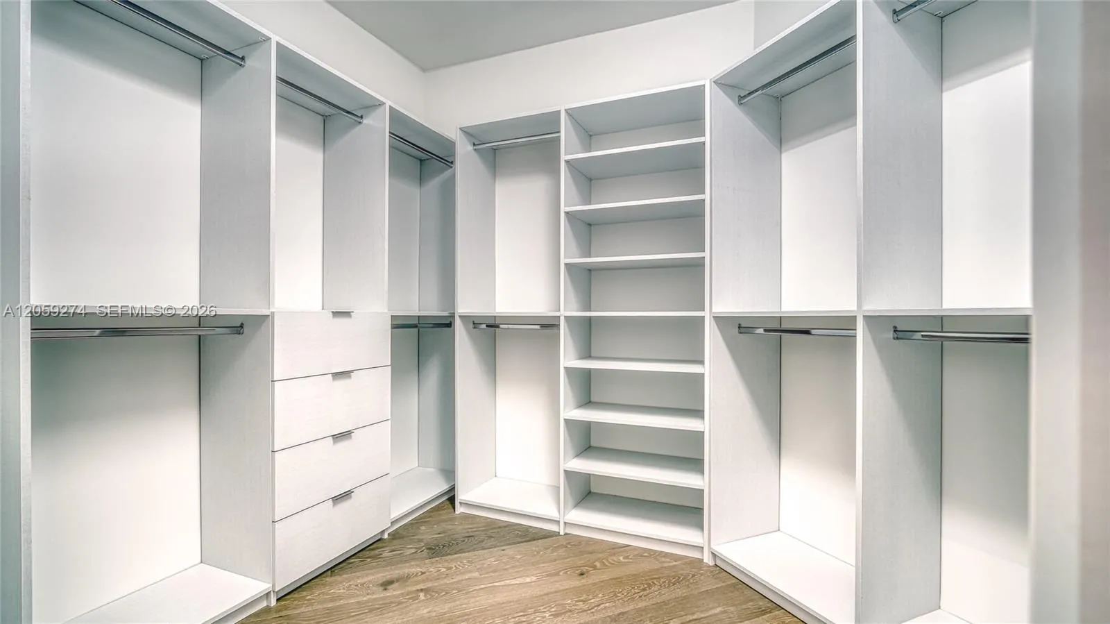 Property photo 110