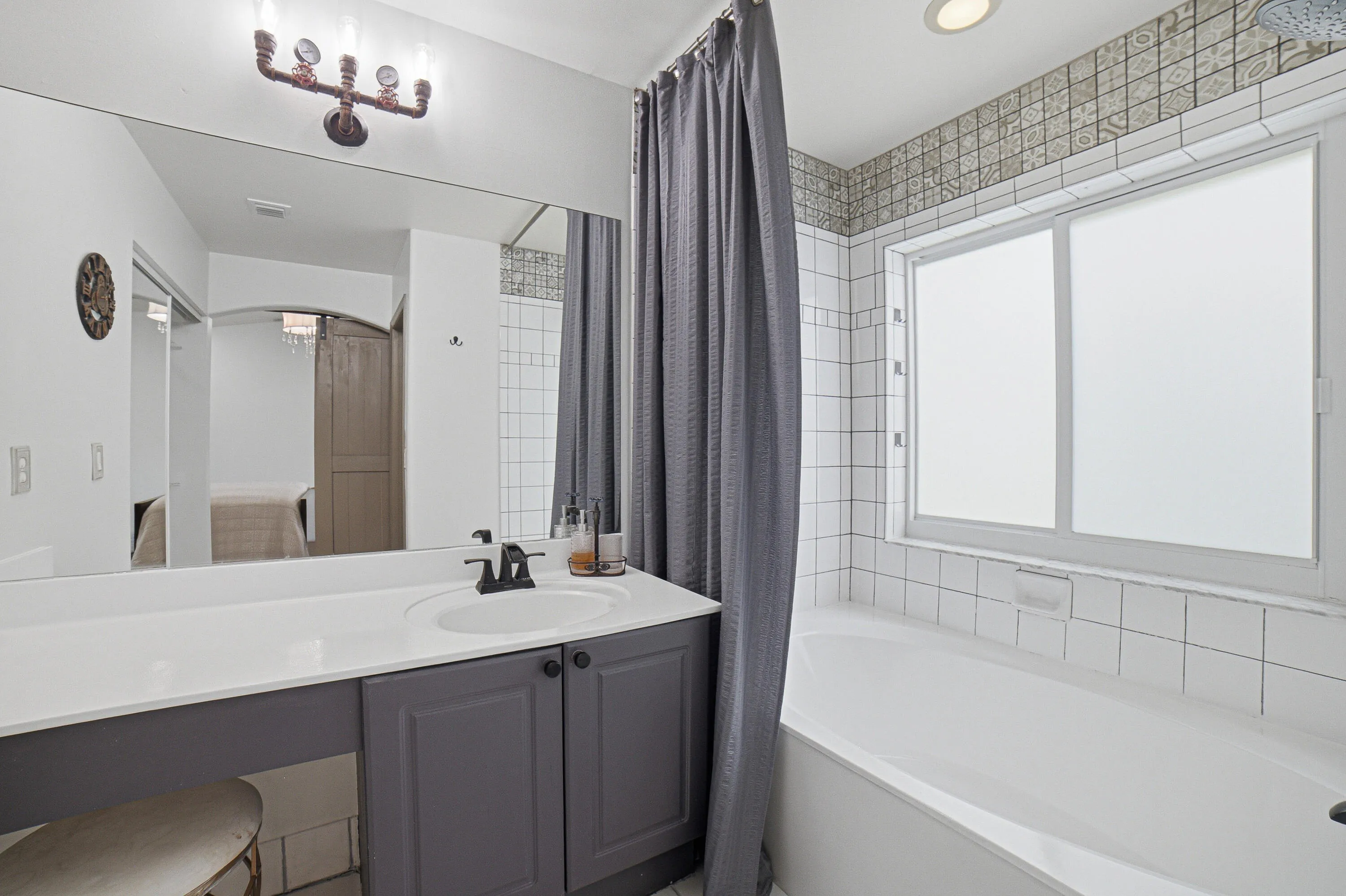 Main Bedroom Bathroom