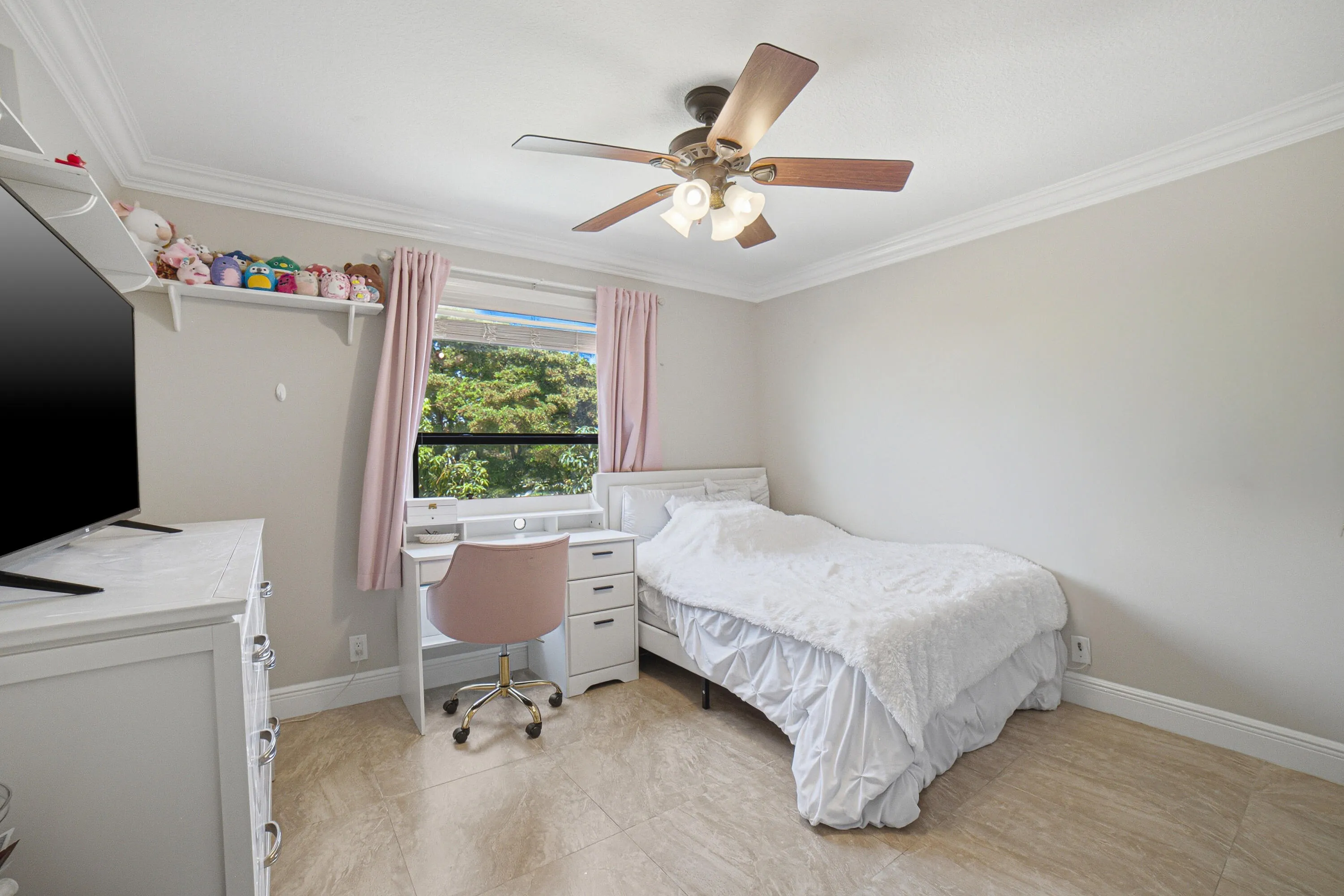 Bedroom2