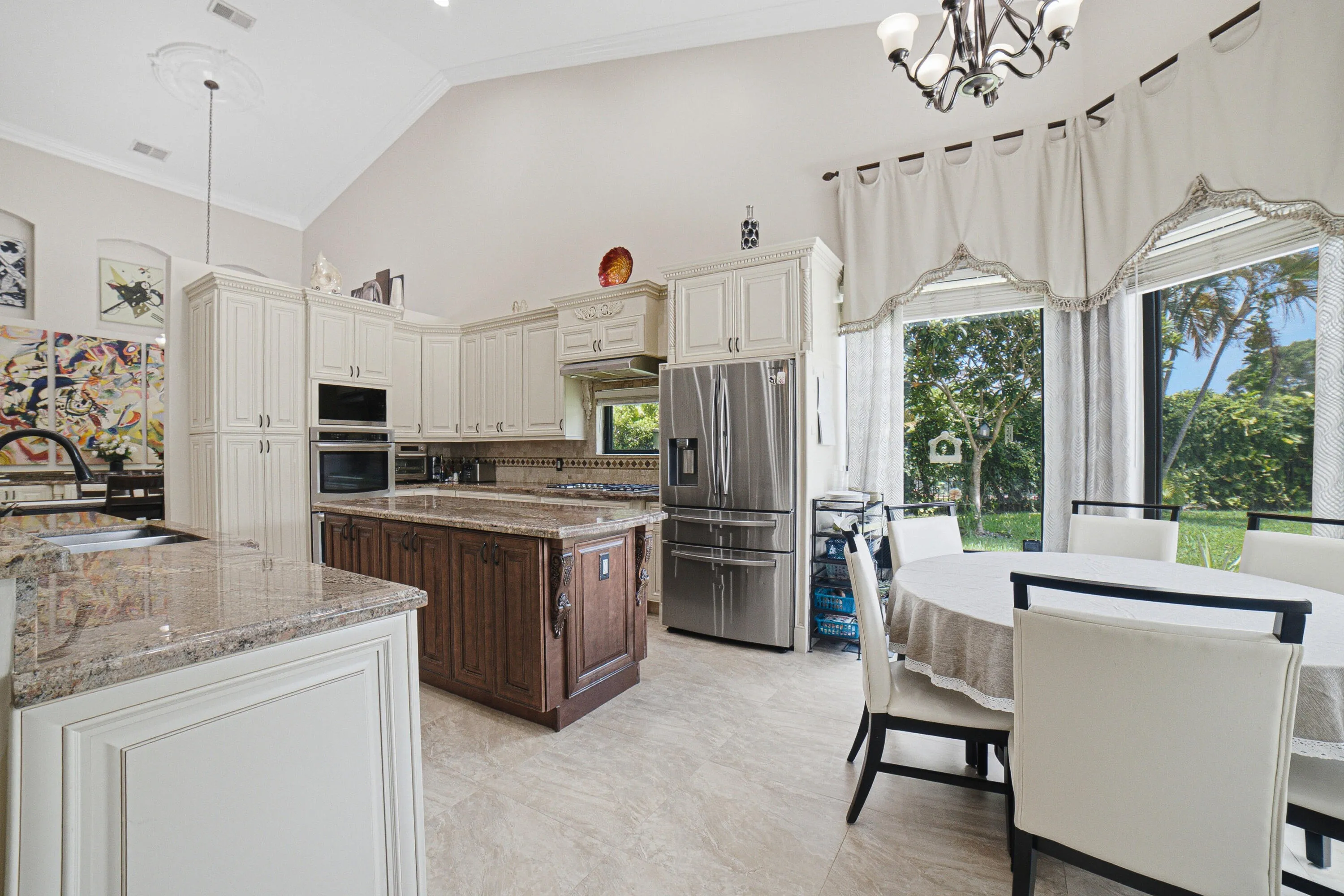 Kitchen-E