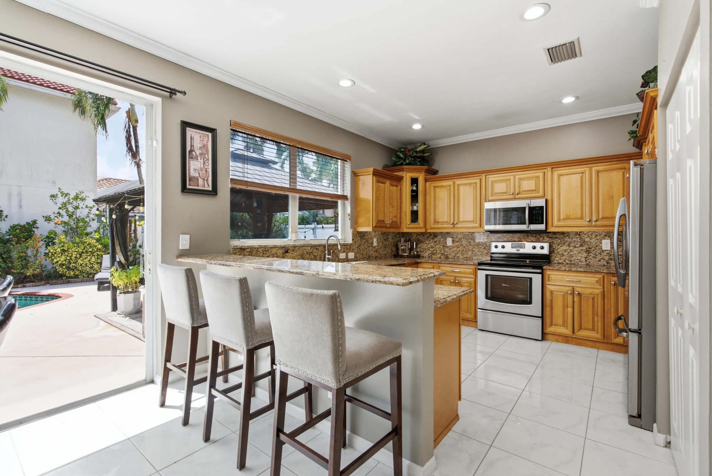18-print-7723 Thornlee Drive -38