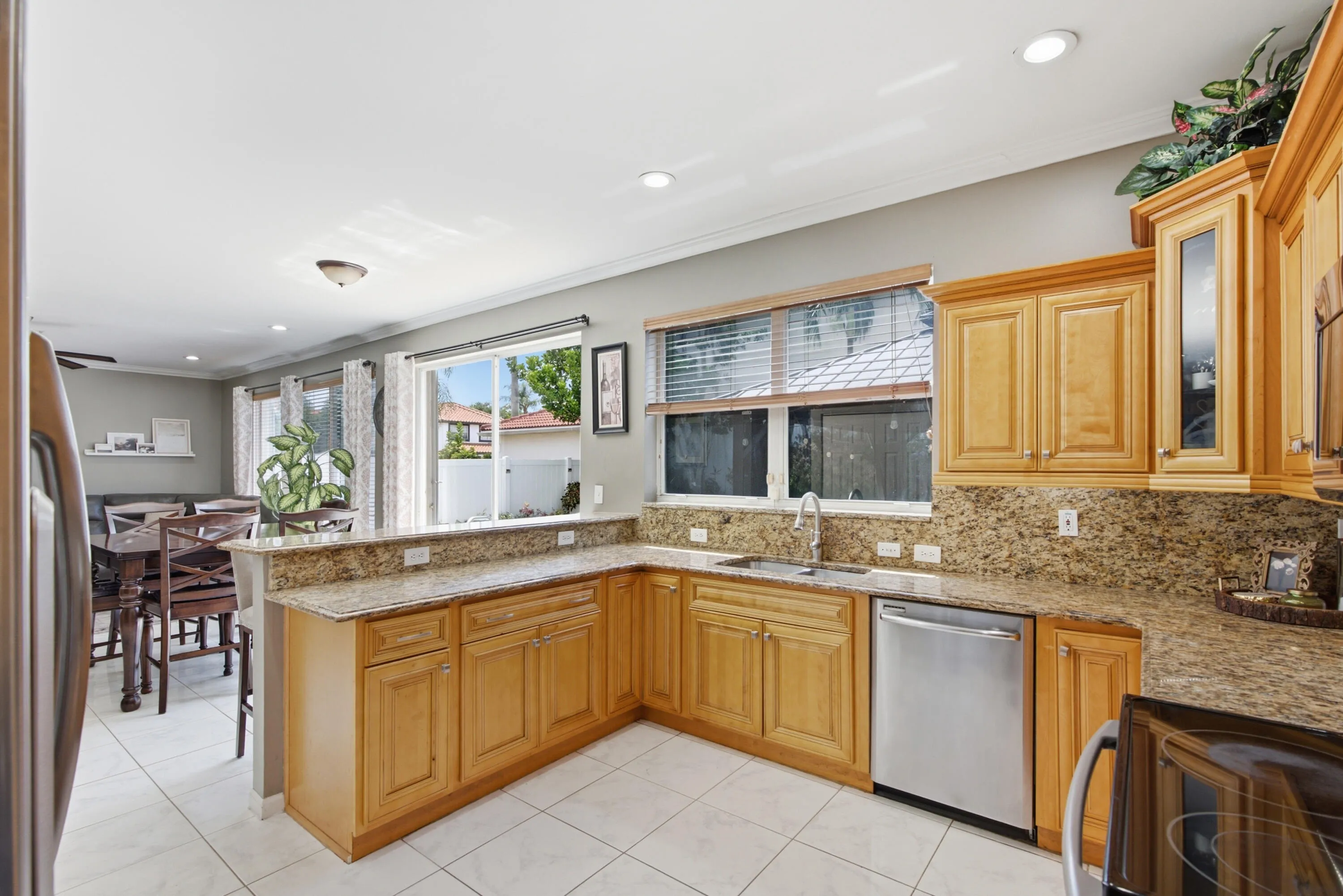 20-print-7723 Thornlee Drive -36