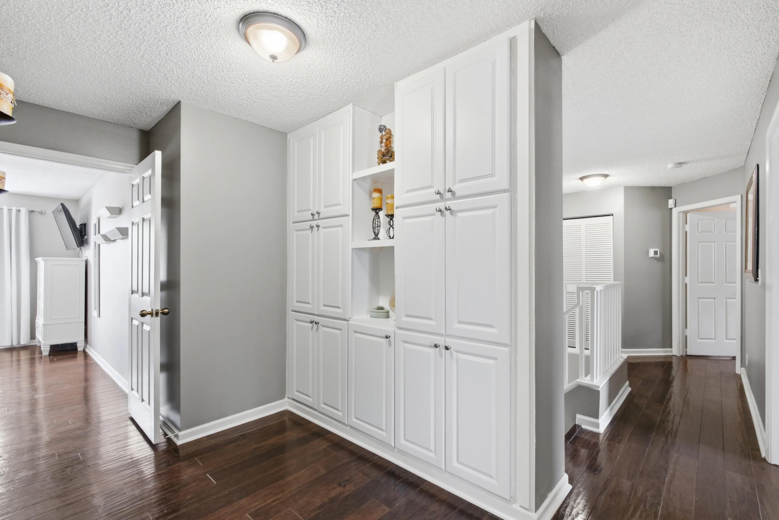 41-print-7723 Thornlee Drive -25