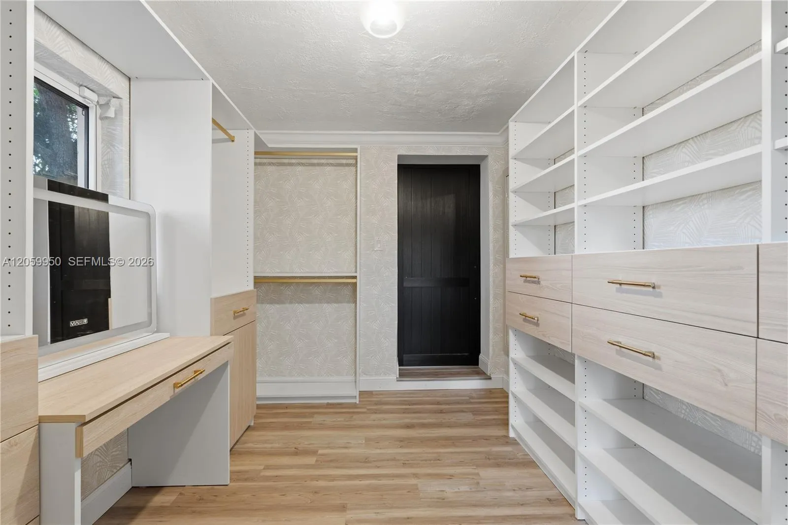 Master Walk in closet